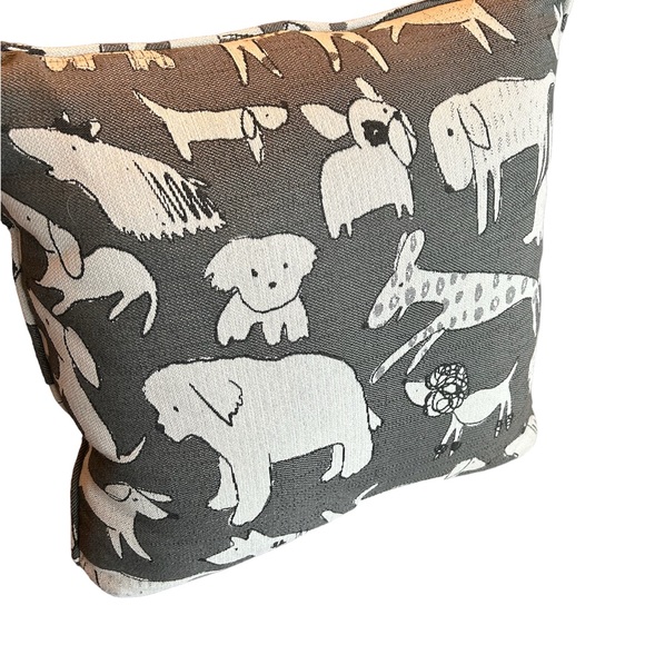 Accent  throw pillow - Picture 2 of 2